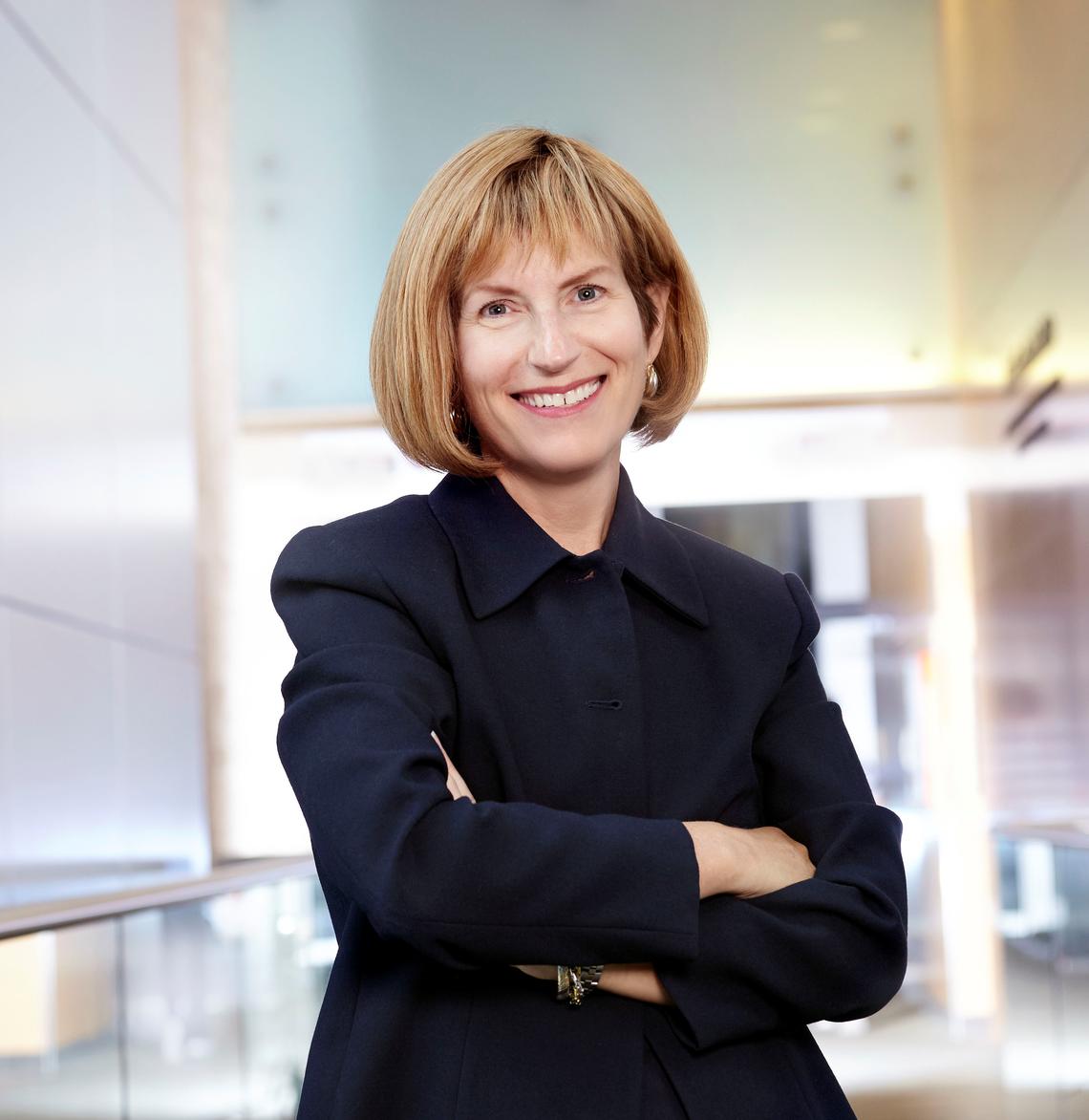 Dr. Glenda MacQueen